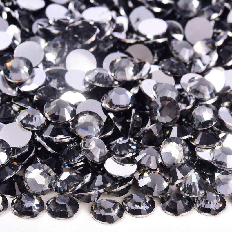 Black Diamond Resin Rhinestones