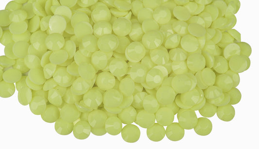 Macaroon Pea Green Solid Resin Rhinestones